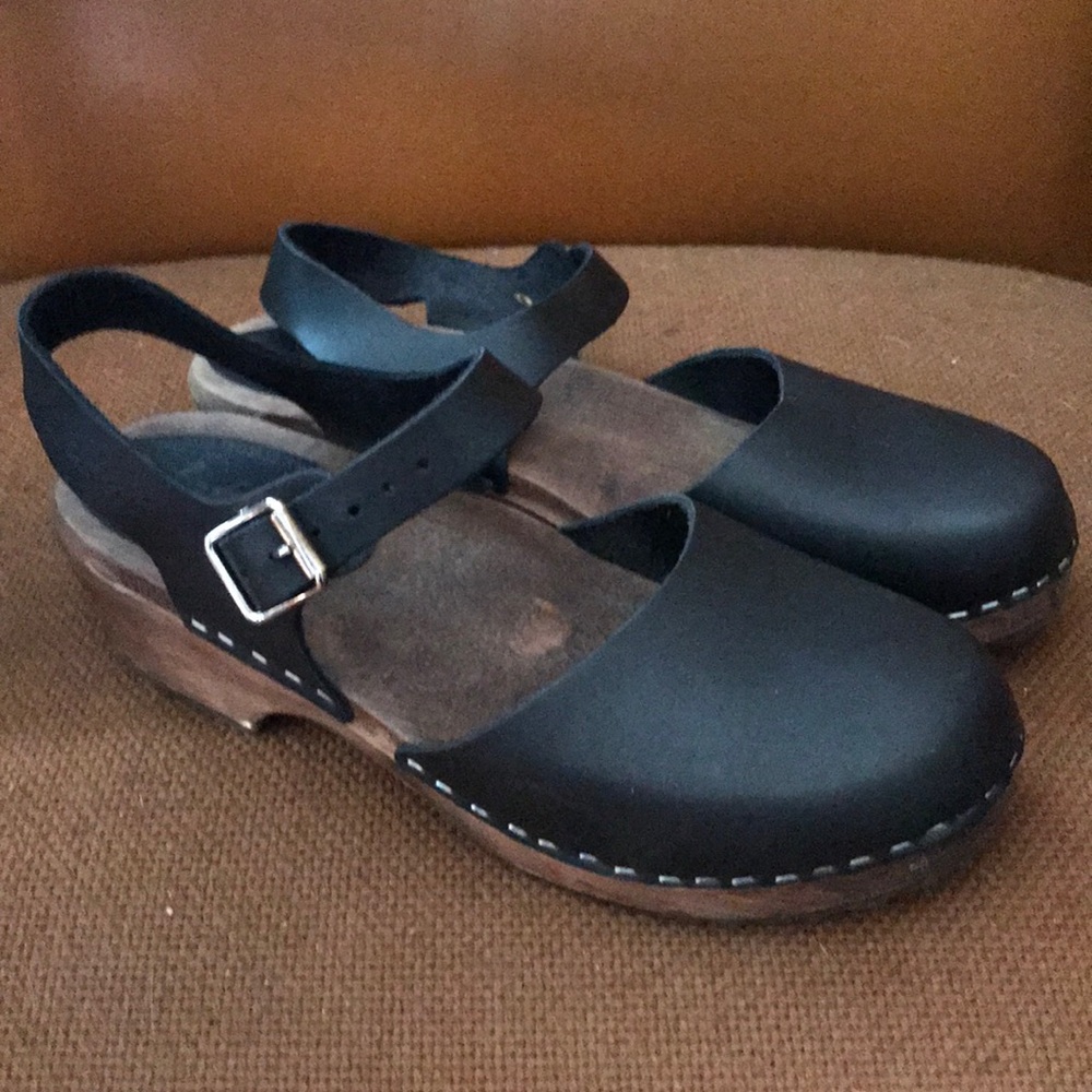 Lotta’s from Stockholm Black Leather Clogs SZ 40